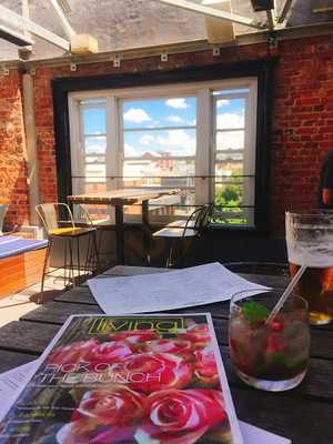 Inta-national Noodle Bar