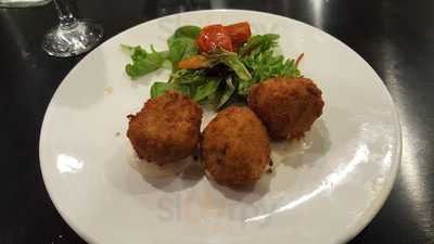 Red Noodle Canteen And Chinese Take Away