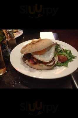 Concourse Restaurant And Bar