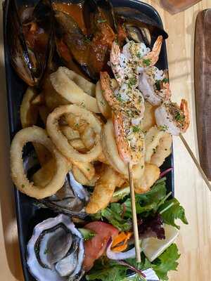 Bay View Bar And Grill