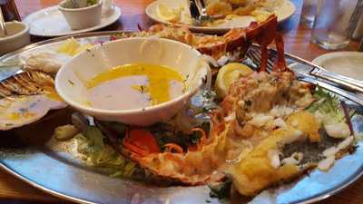 Dimasis Seafood & Oyster Bar