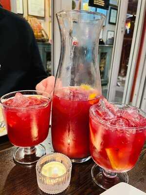 Rustico Tapas & Wine Bar