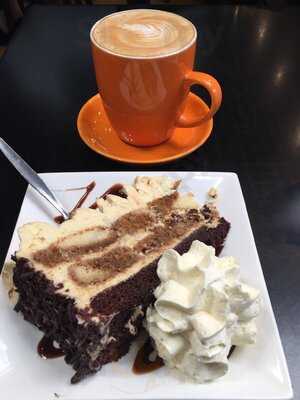 Twisted Sista Cafe And Gelateria