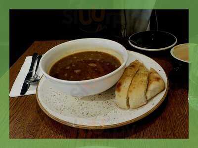 Vanilla Cakes And Lounge