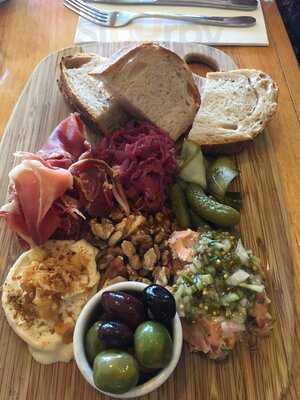 Coal Valley Vineyard