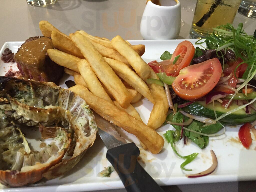 Nate's Gourmet Pizza, Pasta And Grill