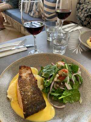 3 Sixty Restaurant Bar