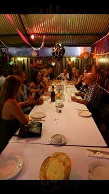 Tandoor And Curry Hut