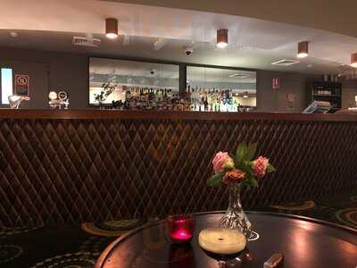 Harvey's Bar & San Fior