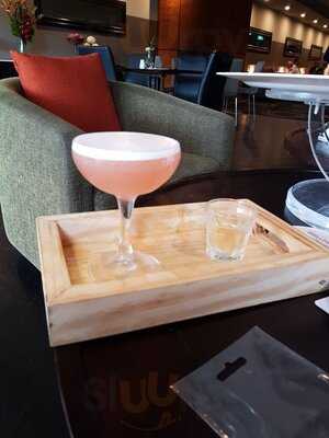 Harvey's Bar & San Fior