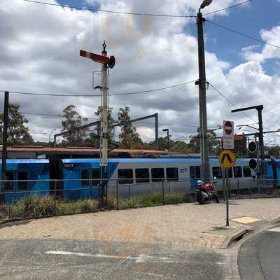 Platform 3095 Cafe Bar Eatery