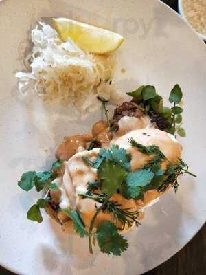 Allumer Coffee & Eatery