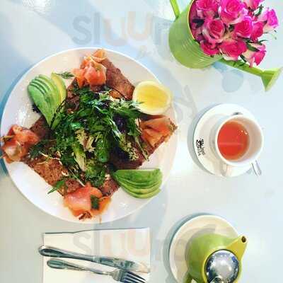 Fairy And The Frog Creperie