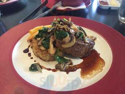 Hickory's Restaurant And Bar