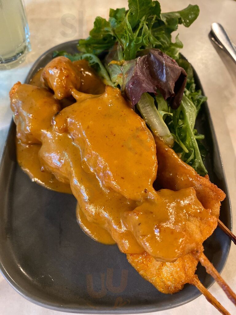 Jarn Leva Vietnamese