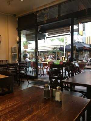 Yefsi Souvlaki Bar & Cafe