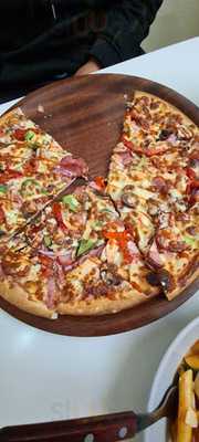 Piazza Pizza Pasta Ribs