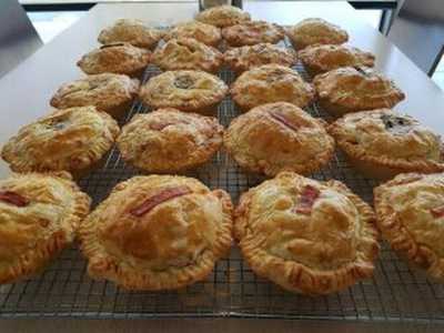 Ultimate's Pizza Cafe