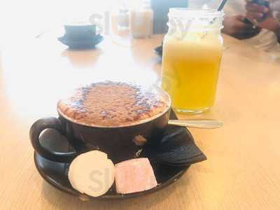 Ultimate's Pizza Cafe