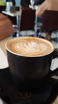 Ultimate's Pizza Cafe