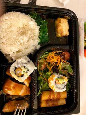 Mo Mo Tandoori House