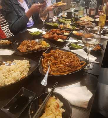 Mo Mo Tandoori House