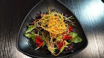 Mo Mo Tandoori House