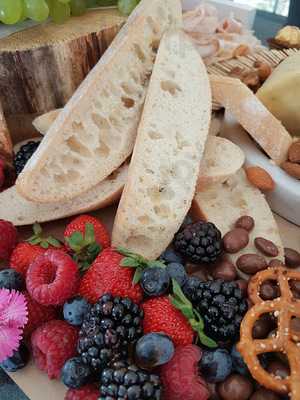 Hindquarter Steakhouse