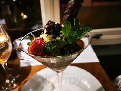 Rupert's Bar & Grill