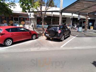 Lyndarum Charcoal Chicken