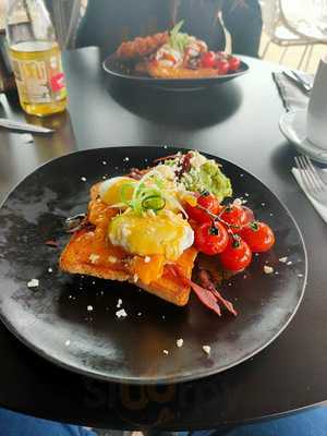 Coast Cafe