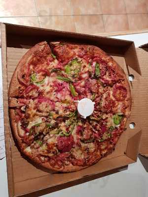 Victoria's Pizza & Beyond