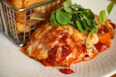 Turfside Bistro And Function Centre