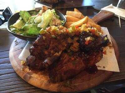 Hang Out Bar And Cafe