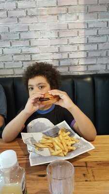 Ribs & Burgers Craigieburn