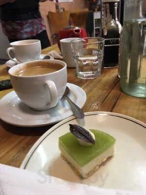 Loot Cottage Garden Cafe