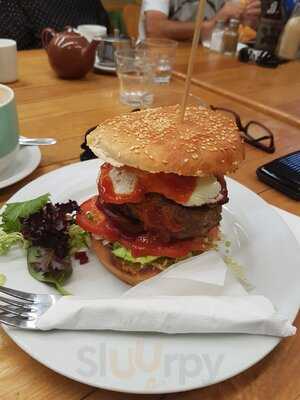 Loot Cottage Garden Cafe