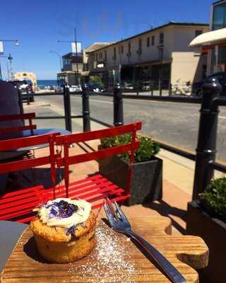 Royal Copenhagen Ice Creamery And Dessert Bar