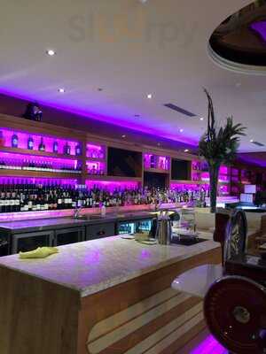 Artdeco Bar & Kitchen