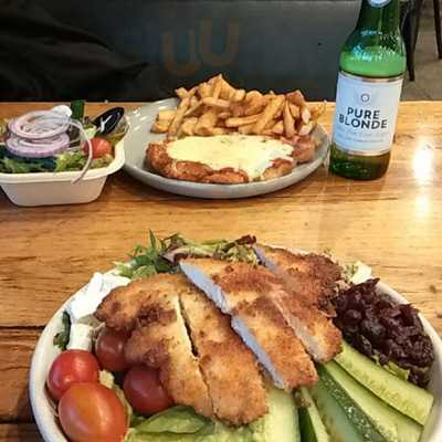 Schnitz Craigieburn Central