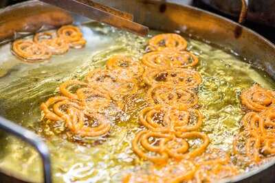 Fusion 6 Indian Restaurant & Bar