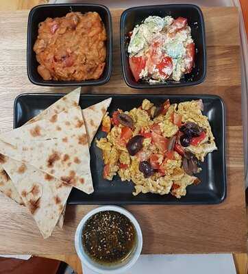 The Little Leaf & Bean