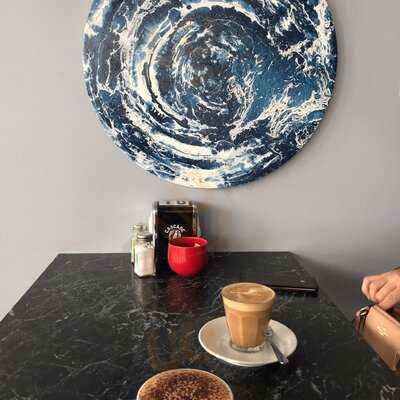 Six Sisters & A Pigeon