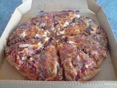 Lakes Pizza & Fish 'n' Chips
