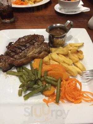 The Lakes Sports And Community Club