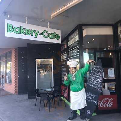 Lakes Bakery