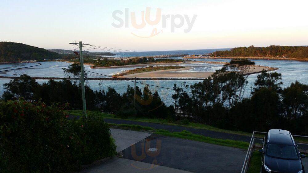 The Raw Prawn Bistro