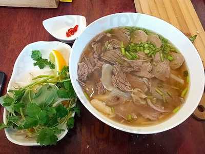 Lucky Vietnamese Roll