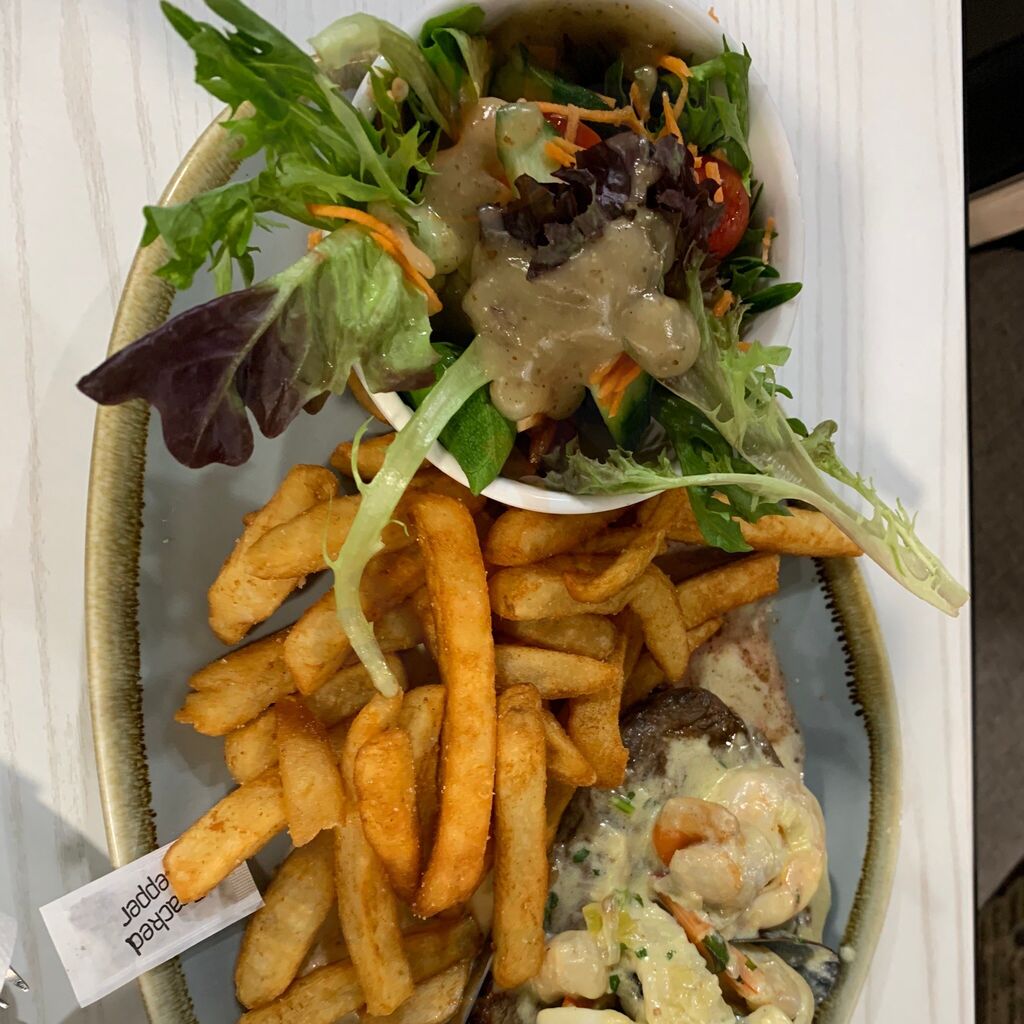 Montague Bistro @club Narooma