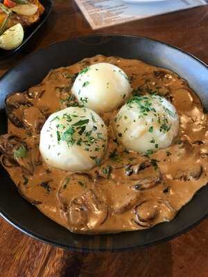 Brotzeit German Bier Bar & Restaurant